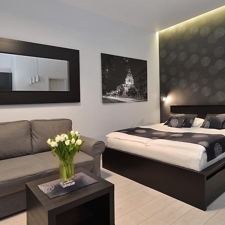 Urban Spirit Apartment Будапеща Стая снимка